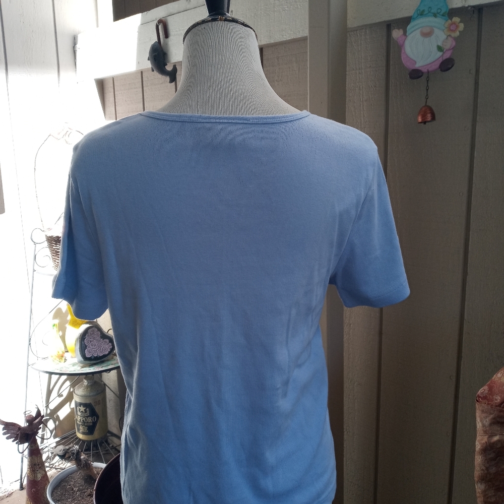 Top - Picture 2 of 2